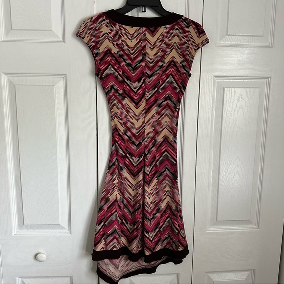 Vintage La Belle Dress Womens Medium Chevron V Neck Stretch Slinky Retro USA - Picture 3 of 10